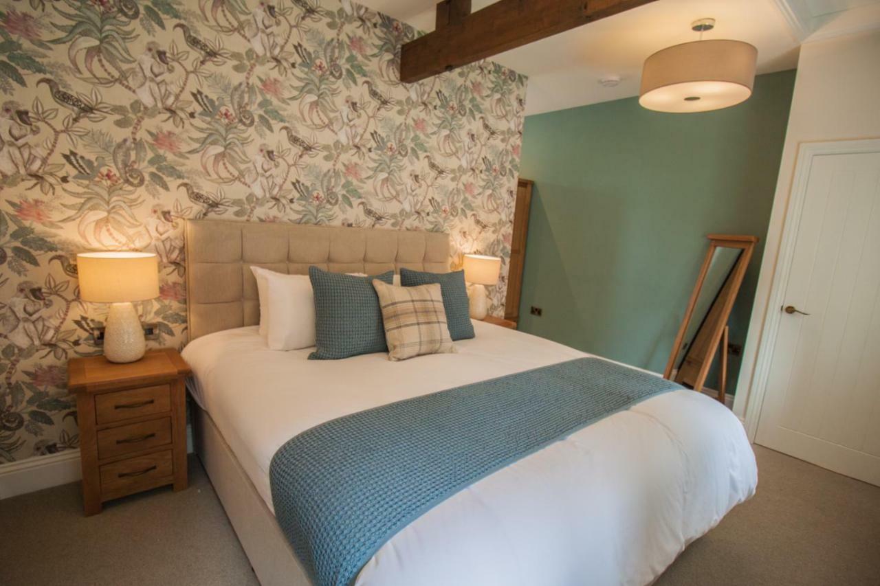 High Oaks Grange - Cottages 皮克林 外观 照片