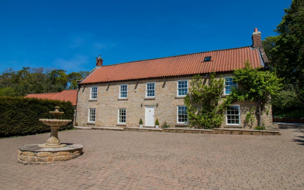High Oaks Grange - Cottages 皮克林 外观 照片